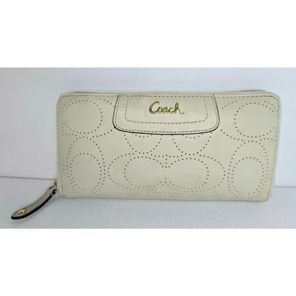 Coach Ashley Cream Perforated Zip Around Wallet Accordian Signature C Pattern - Picture 1 of 10